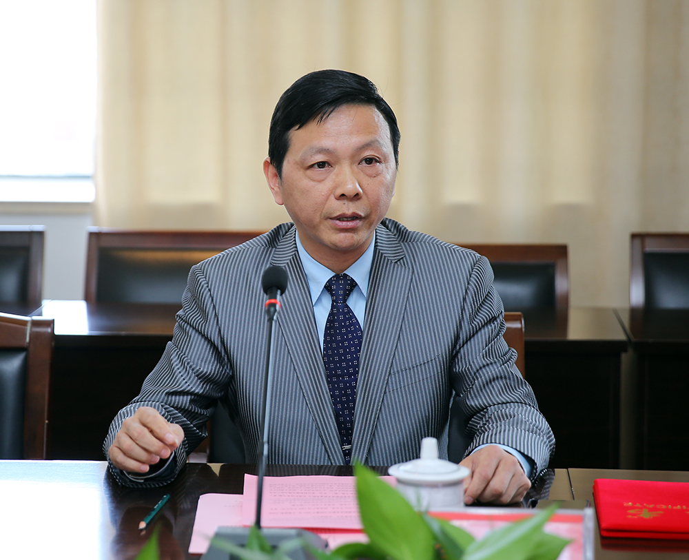 我校举行"南通大学云天奖助学金"签约仪式